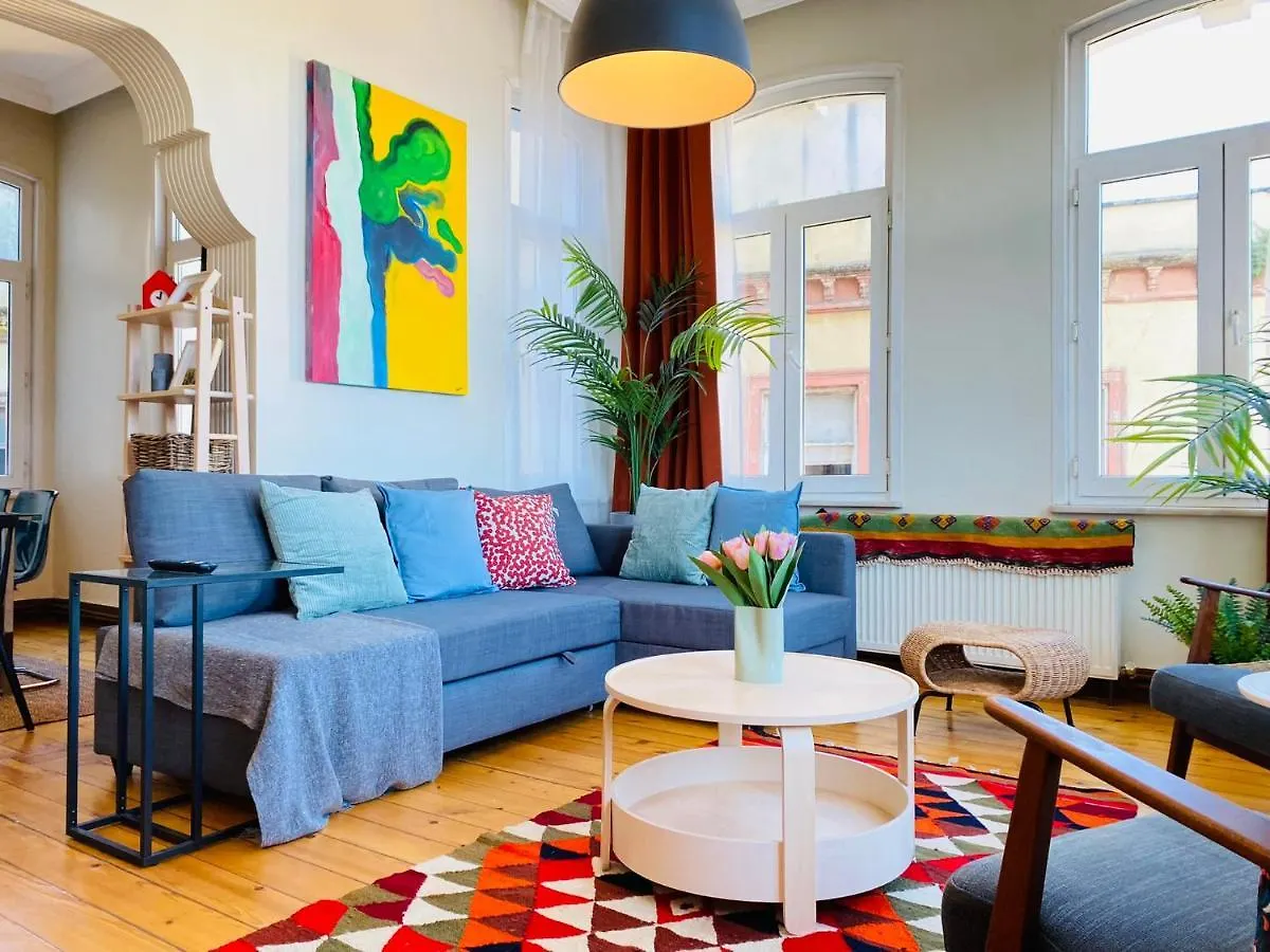 Building Near Galata Tower With Great View In Beyoglu Apartment Istanbul Turkey